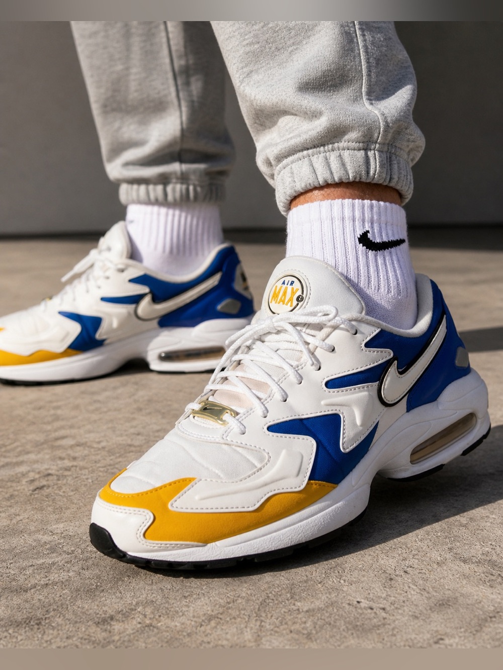 Nike Air Max 2 Fusion White Blue Yellow Mens Size 12 Sneakers BV0987-102